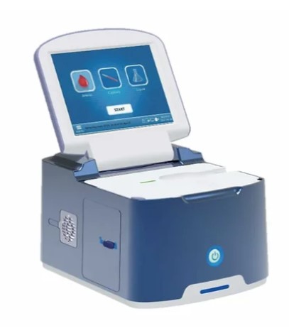 Fully Automated Blood Gas Analyzer